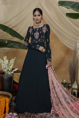 Enchasting Dark Green Thread Embroidered Work Georgette Anarkali Long Gown Semi Stitched 1
