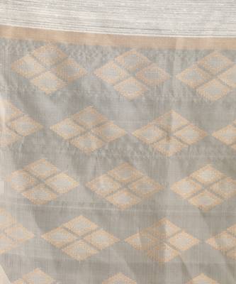 White Matka Silk Handloom Traditional Sequin Jamdani Saree 4