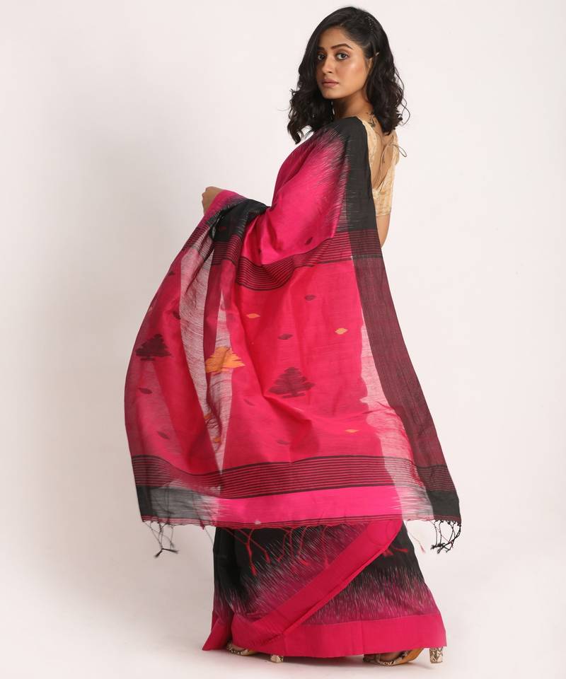 Fuchsia Black Cotton Blend Handloom Tie Dye Jamdani Saree