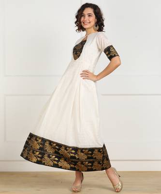 Women Embroidered Chanderi Ethnic Kurta 3