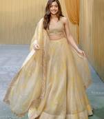 Bieth Yellow & White Shibori Printed Semi Stitched Lehenga & Unstitched Blouse With Dupatta 