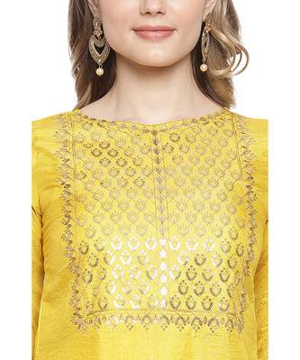 Mohvogue Women's Yellow Silk Blend Kurta With Pant. 5