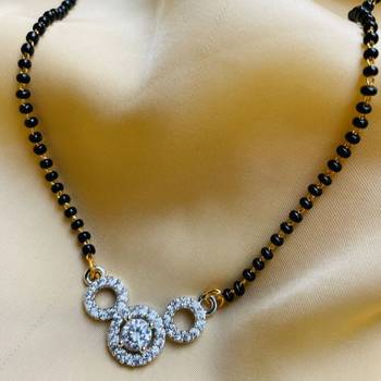 White mangalsutra 1