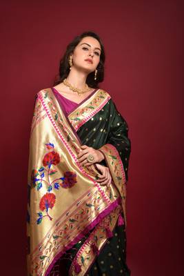 Pink woven banarasi silk saree with blouse 3