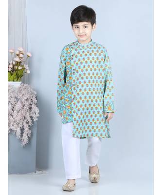 Printed Kurta with white cotton pajama 3