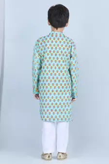 Printed Kurta with white cotton pajama