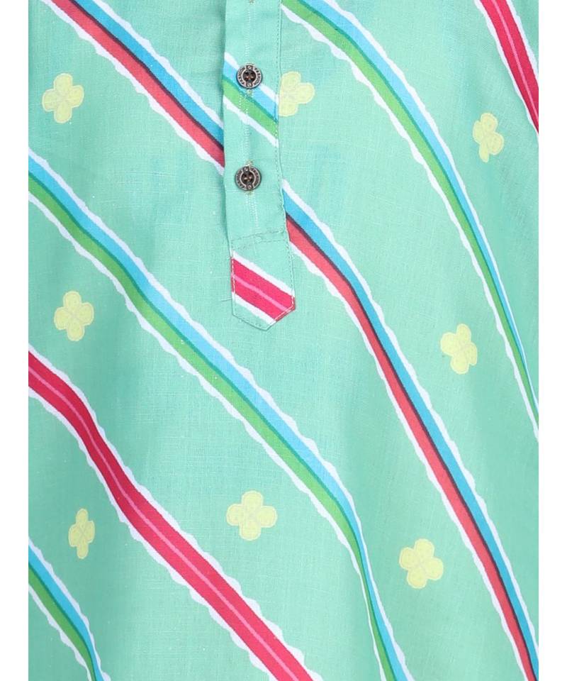Green Leheriya printed kurta with white cotton pajama