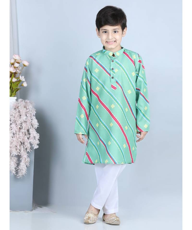 Green Leheriya printed kurta with white cotton pajama