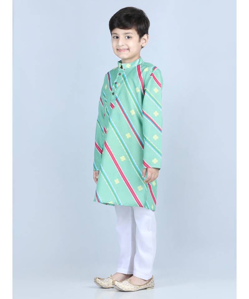 Green Leheriya printed kurta with white cotton pajama