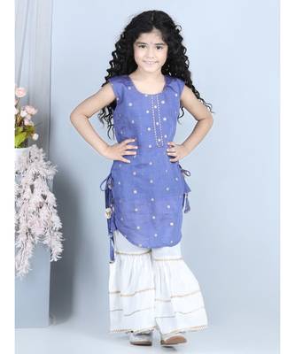 Purple gold jacquard printed kurti with tassles work paired with offwhite Sharara 1