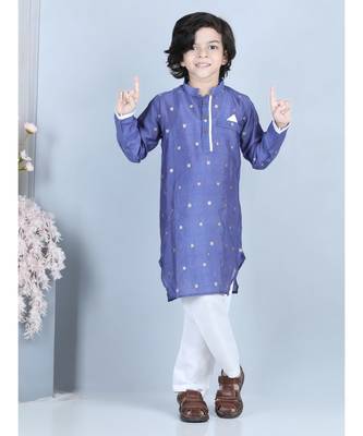 Purple gold jacquard printed kurta with show pocket paired with white cotton pajama 1