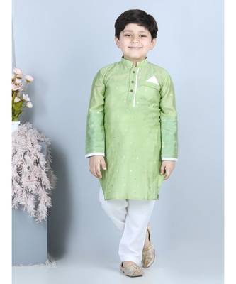 Green gold jacquard printed kurta with show pocket paired with white cotton pajama 1