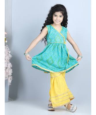 Green Lehriya Printed Kurti with Yellow Sharara 3