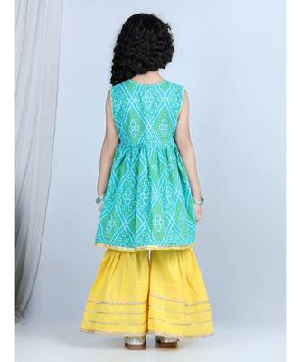 Green Lehriya Printed Kurti with Yellow Sharara 5