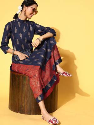 Navy-blue woven cotton long-kurtis 3