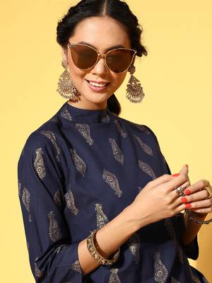 Navy-blue woven cotton long-kurtis 5