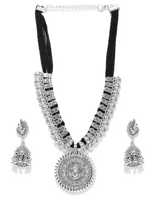 Black Thread Temple Motif Durga feminine necklace sets with earrings 1