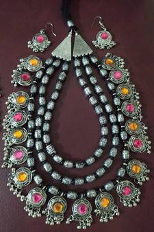 Deigner Silver Beaded Thred Layered Three line Rani haar necklace-sets