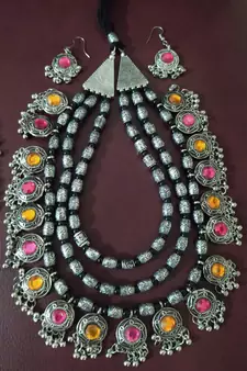 Deigner Silver Beaded Thred Layered Three line Rani haar necklace-sets