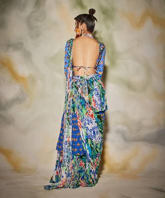 White & Blue Aztec Butta Printed Saree Set 4