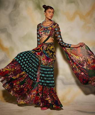Puprle Butta Print Block Gharara Saree Set With Potali Bag 2