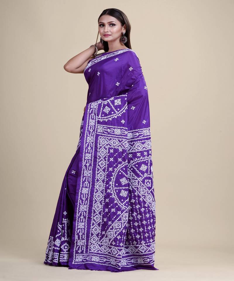 PURPLE & WHITE  GUJRATI KATHA STITCH Hand Woven Tant  Handloom  Saree.