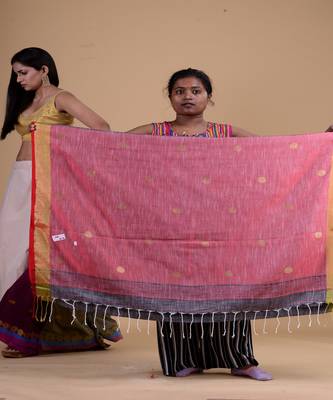 GREY & RED  HANDLOOM  Hand Woven Silk  Jamdani Saree. 2