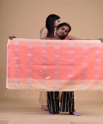 YELLOW & PEACH HANDLOOM Silk Cotton Hand Woven   Jamdani Saree. 2