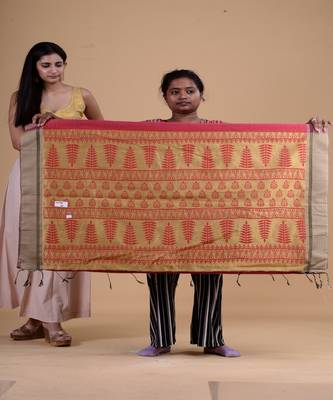 MAROON & GOLDEN  HANDLOOM  Hand Woven Silk  Jamdani Saree. 2