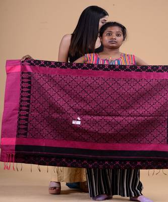 BLACK & PINK   HANDLOOM  Hand Woven Silk  Jamdani Saree. 2