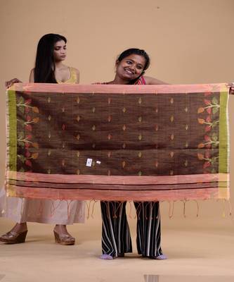 PEACH & BLACK  HANDLOOM Hand Woven Tissue Jamdani Silk   Saree. 2