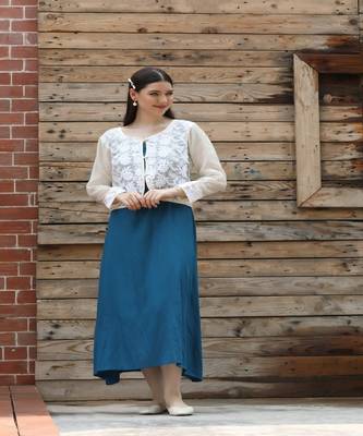 SHADES White embroidred short shrug with Gown (Set of 2) 1