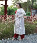 SHADES White Embroidered kota shug with maroon suit  (set of 3)