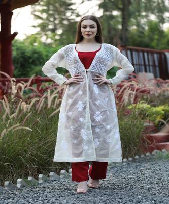 SHADES White Embroidered kota shug with maroon suit  (set of 3) 3