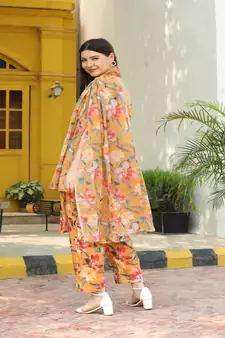SHADES Muslin printed strappy suit set with dupatta (set of 3)