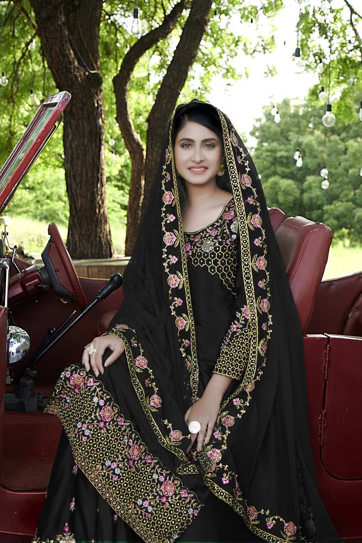 Fashion Kreza WOmen's Heavy Embroidered Work Sharara Suit with Dupatta