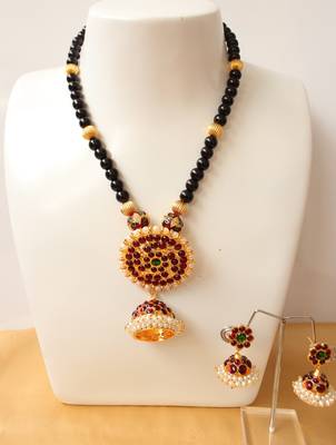 Beautiful Handmade Black Bead Temple Necklace Set  1