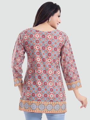 Multicolor printed crepe short-kurtis 3