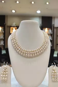 White pearl necklaces