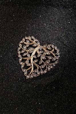 Heart Of Ivy Brooch 1