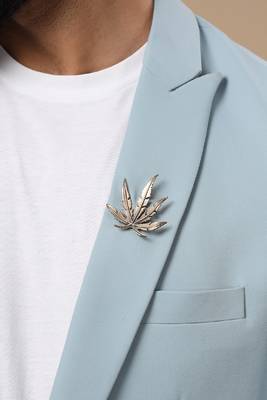 Majestic Maple brooch 2