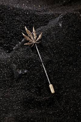 Majestic Maple Lapel Pin 1