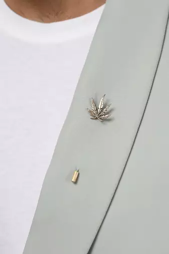 Majestic Maple Lapel Pin