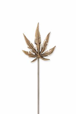 Majestic Maple Lapel Pin 4