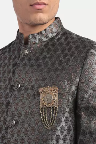 The Clock-House Brooch