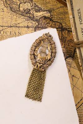 The Neptune's Brooch 1