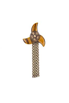 The Triple Claw Brooch 3