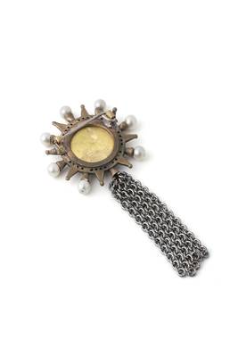The Ancient Roman Brooch 2