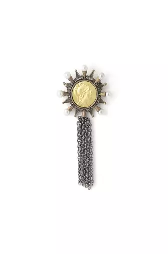 The Ancient Roman Brooch