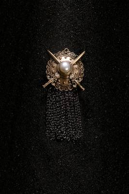 The Shield Brooch 1
